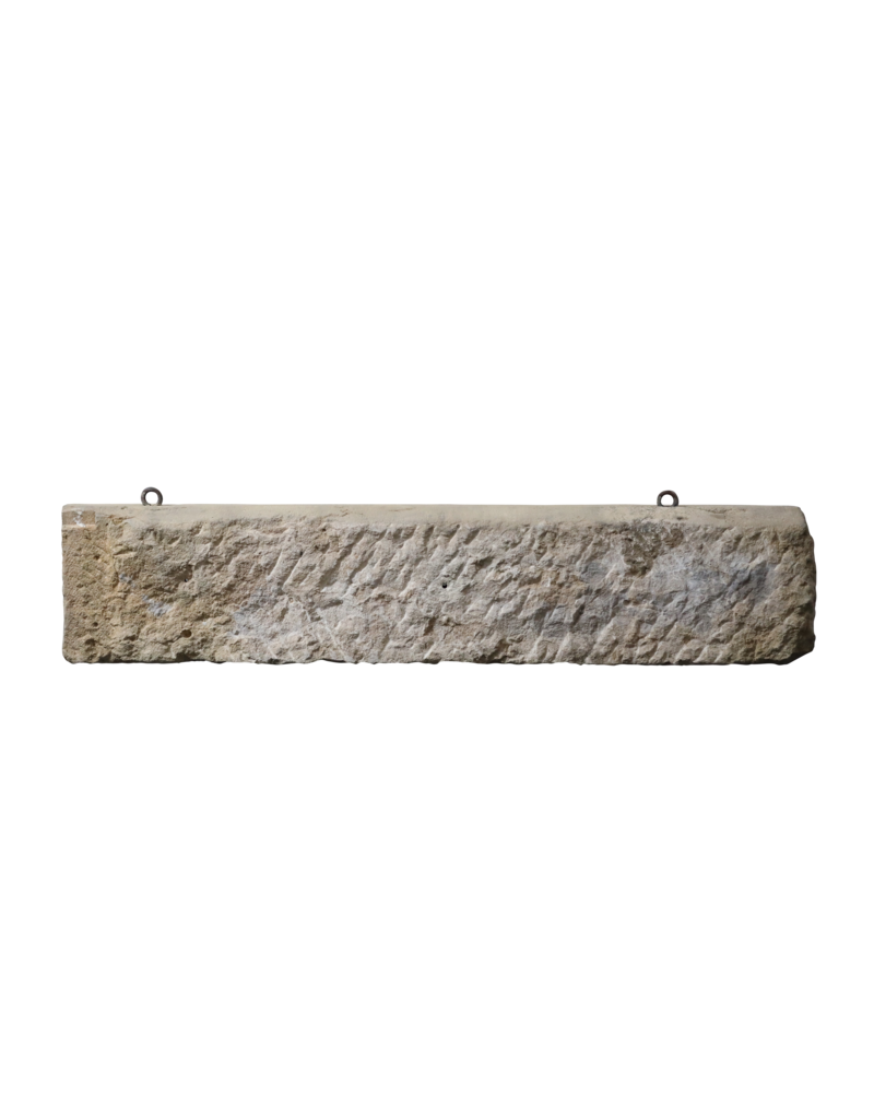 Maison Leon Van den Bogaert Ancien fragment d’auge en calcaire