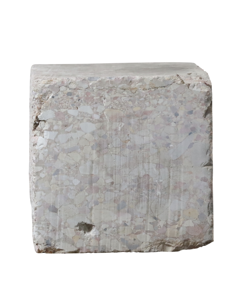 Maison Leon Van den Bogaert Bloc en marbre Brèche d'Alep XVIIIe siècle