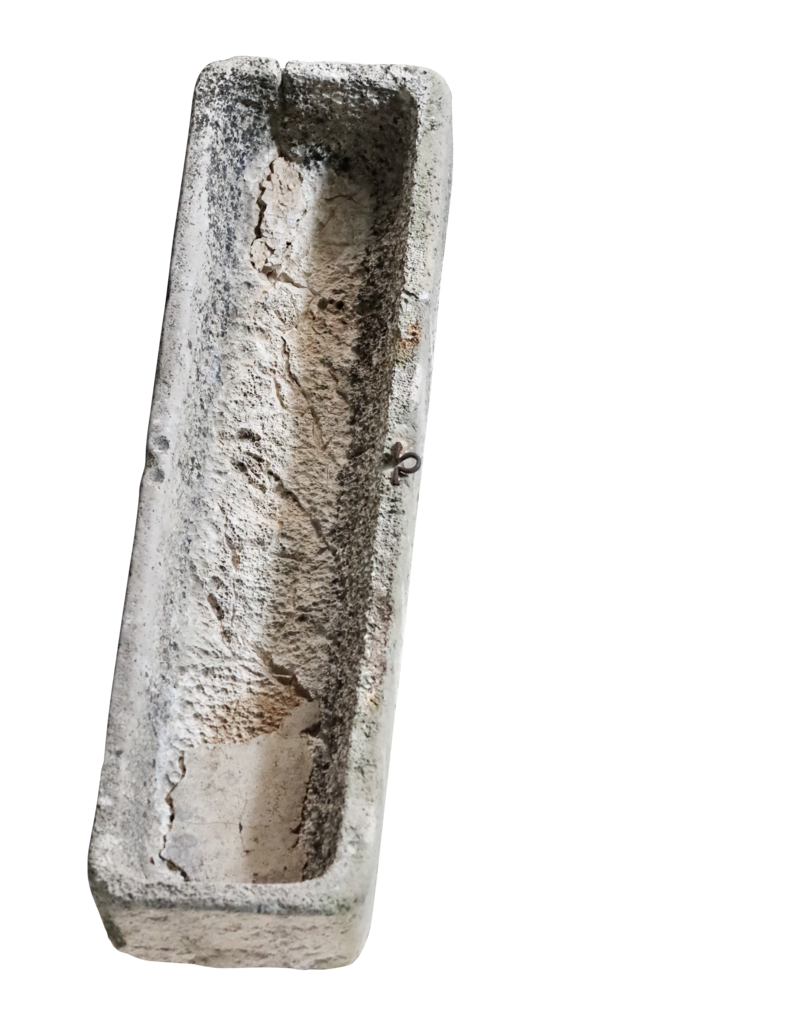 Maison Leon Van den Bogaert Rustikaler französischer Kalksteintrog