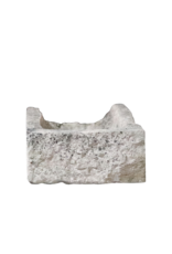 Maison Leon Van den Bogaert Trogfragment aus Kalkstein