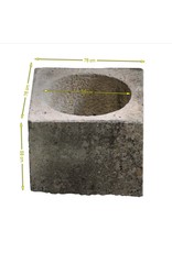 Maison Leon Van den Bogaert Vintage Wellhead In Limestone