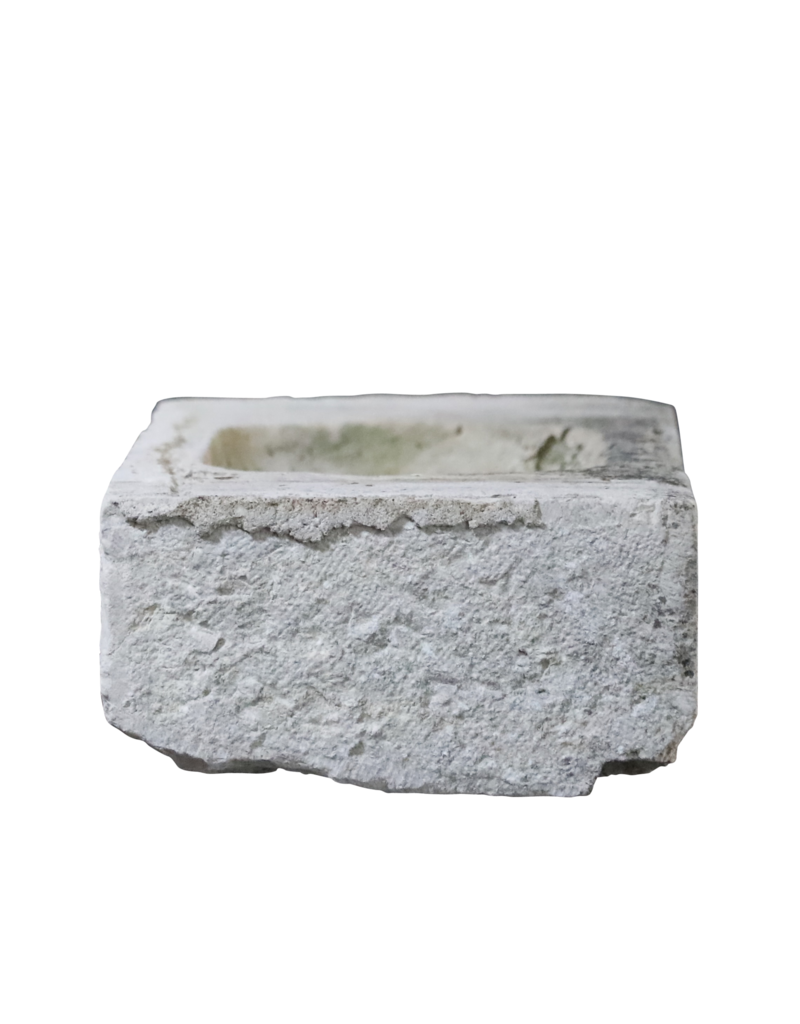 Antiker Kalksteintrog