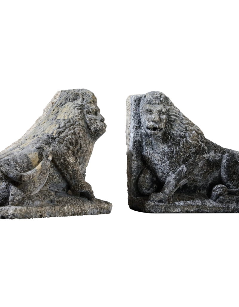 Ancienne Paire De Lions De Jardin De Château