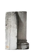 Maison Leon Van den Bogaert Antike Kalksteinsäule