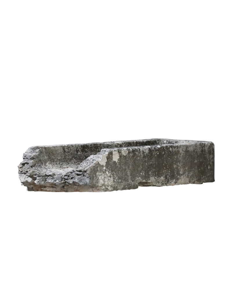 Maison Leon Van den Bogaert Rustikales französisches Kalksteintrogfragment