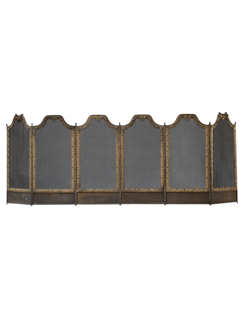 Maison Leon Van den Bogaert Luxus Lebensstil Louis XV Stil Kaminschirm