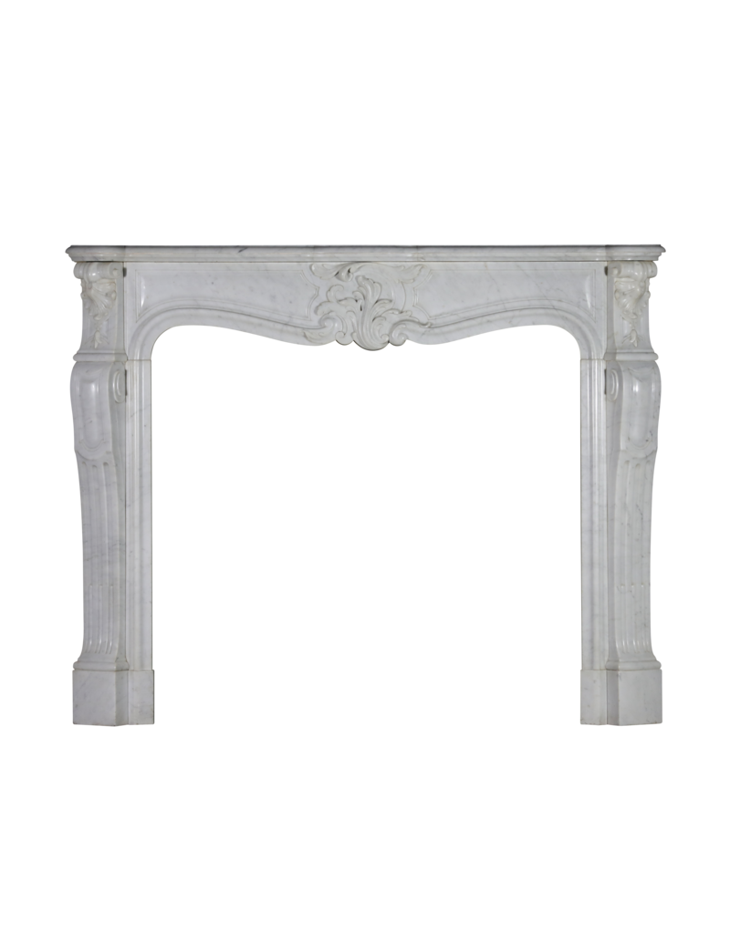 Maison Leon Van den Bogaert Cheminée Décorative En Marbre Blanc De Style Régence Classique