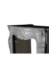 Maison Leon Van den Bogaert Klassischer Kamin aus weißem Marmor im Regency-Stil