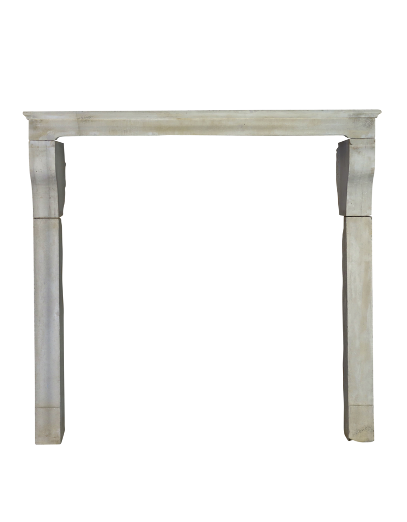 Maison Leon Van den Bogaert Eleganter groß weißer Kalkstein Kamin