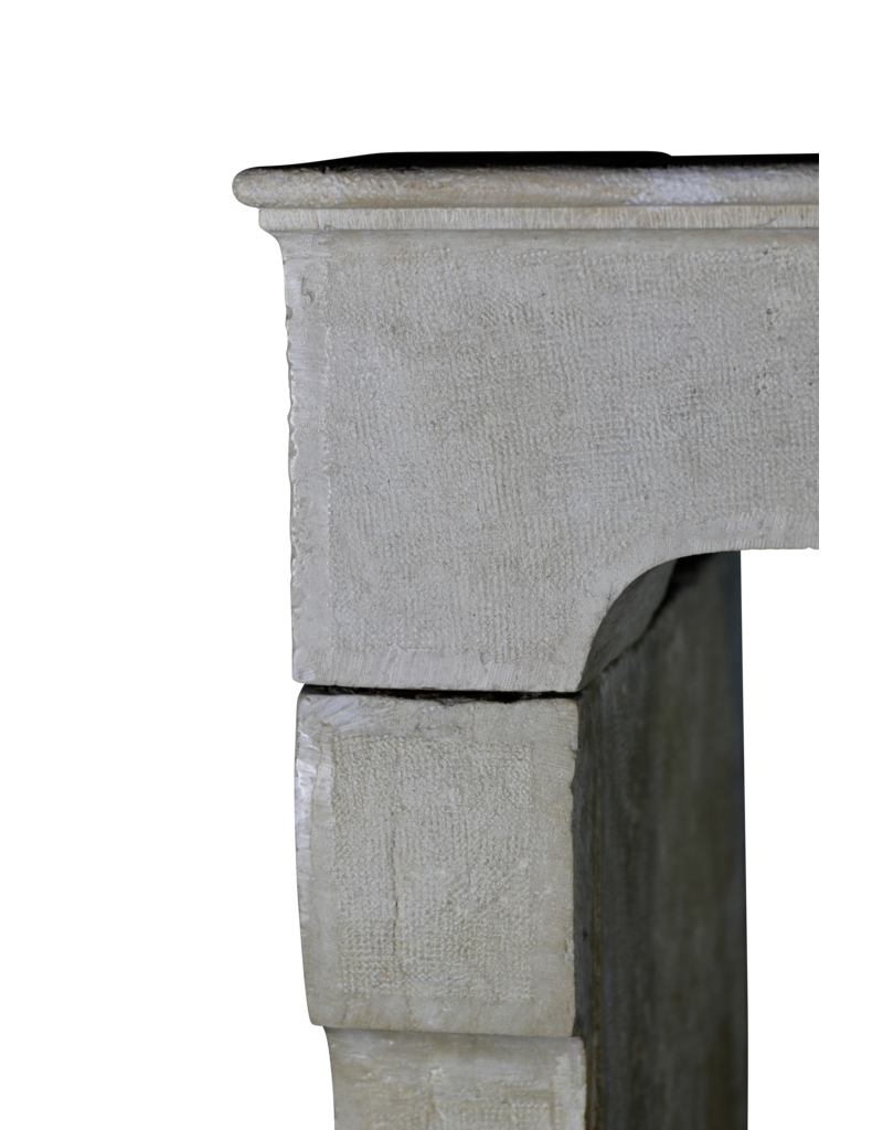 Maison Leon Van den Bogaert Envolvente De Chimenea De Piedra Rústica Y Fuerte