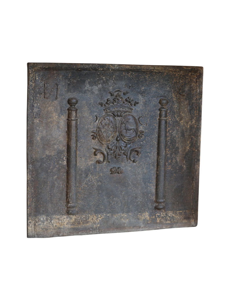 Maison Leon Van den Bogaert Antiker gusseiserner Kaminplatte