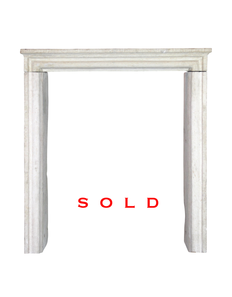 Maison Leon Van den Bogaert Classic French Small Rustic Surround