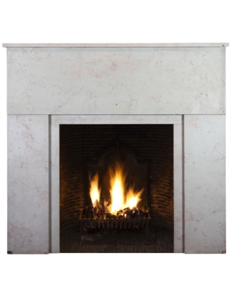 Maison Leon Van den Bogaert Art-déco-Kamin aus Comblanchien Marmor für ein zeitloses Interieur