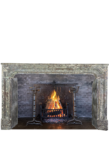 17Th Century Country Chique Fireplace Surround In Limestone