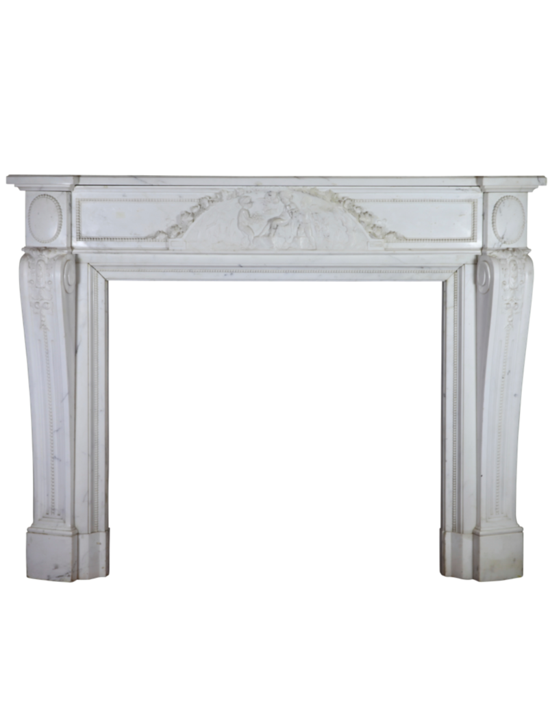 Maison Leon Van den Bogaert Monumentale Pariser Vintage-Kaminumrandung aus Carrara-Marmor