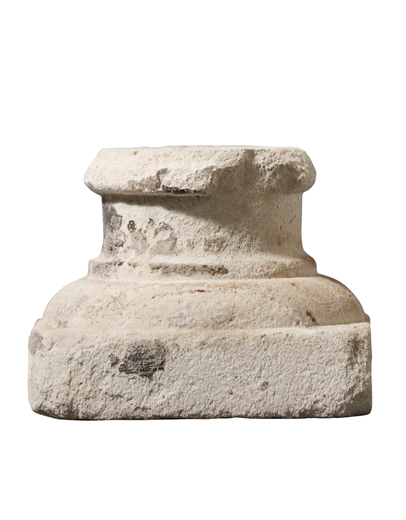 Maison Leon Van den Bogaert Rustic Stone Base