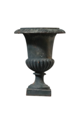 Maison Leon Van den Bogaert Kleine französische Vintage Vase aus Gusseisen