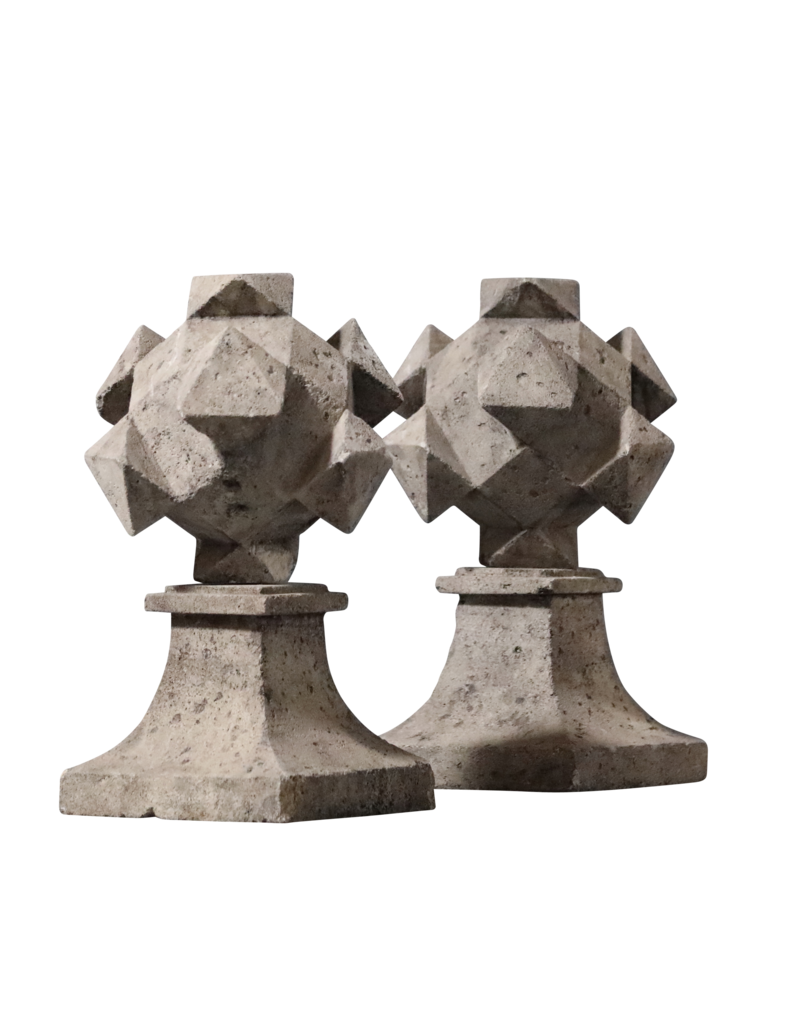 Elementos De Piedra Decorativos Antiguos
