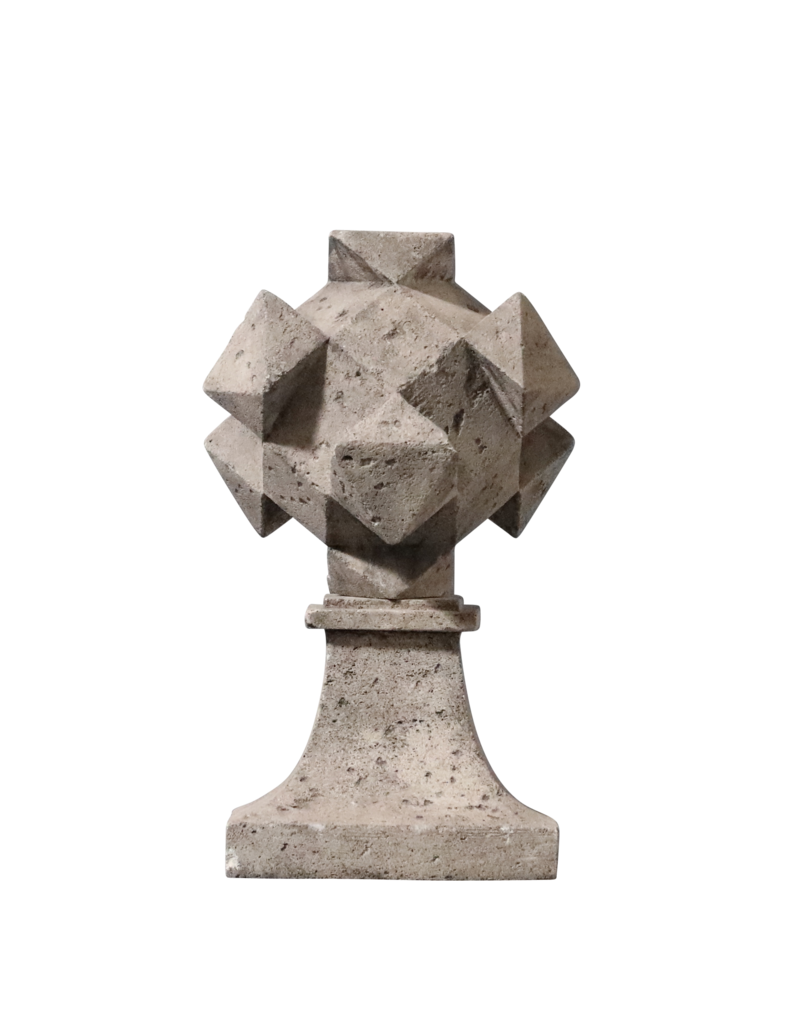 Elementos De Piedra Decorativos Antiguos