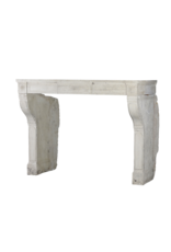 Maison Leon Van den Bogaert Original französischer Kamin aus Kalkstein