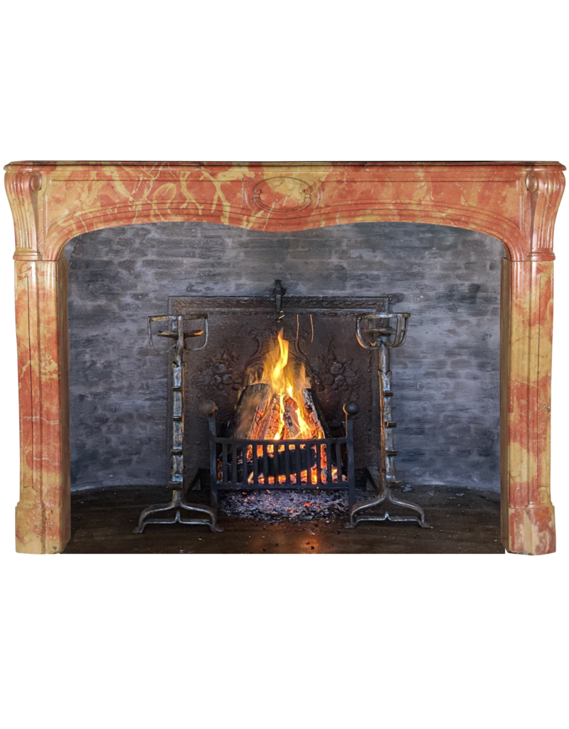 Maison Leon Van den Bogaert Französischer Luxus-Lifestyle-Kamin aus Marmor und Stein