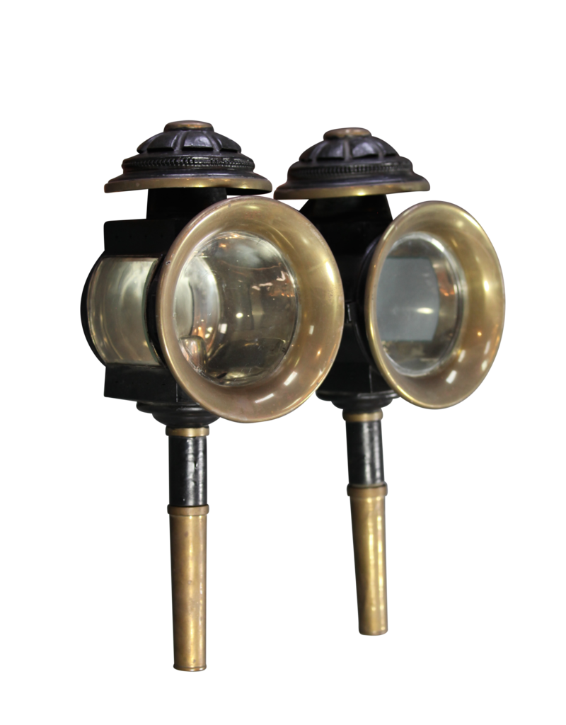 Une Paire De Lampes De Calèche Anciennes