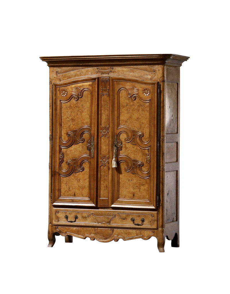 Maison Leon Van den Bogaert Armoire Antique En Noyer, France