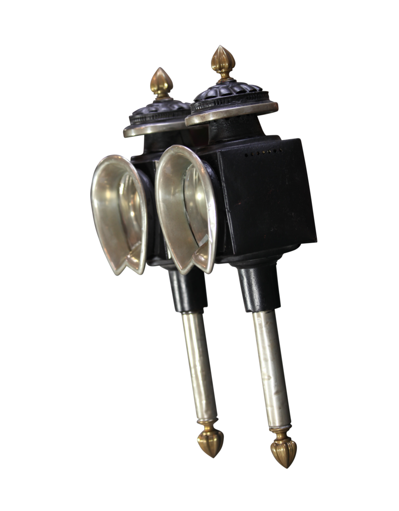 Maison Leon Van den Bogaert Une Paire De Lampes De Calèche Anciennes