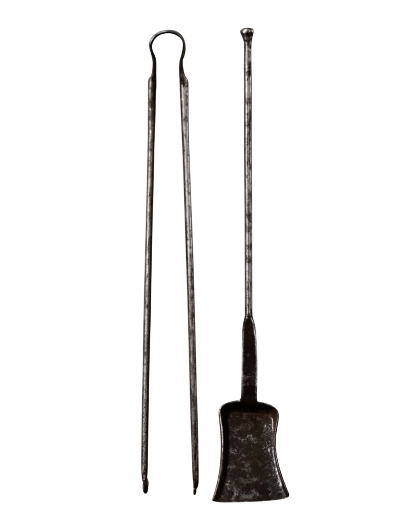 Maison Leon Van den Bogaert Ensemble Décoratif Et Ancien D'outils De Feu De Foyer En Fer Forgé