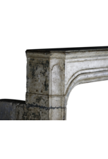 Maison Leon Van den Bogaert Elegante Kaminumrandung aus dem 17. Jahrhundert