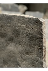 Maison Leon Van den Bogaert Wiedergewonnener schwarzer belgischer Natursteinboden