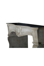 Maison Leon Van den Bogaert Klassischer französischer Kamin aus Kalkstein