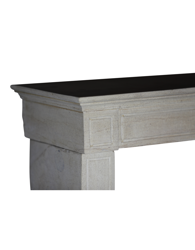 Maison Leon Van den Bogaert Chimenea clásica elegante de piedra caliza beige