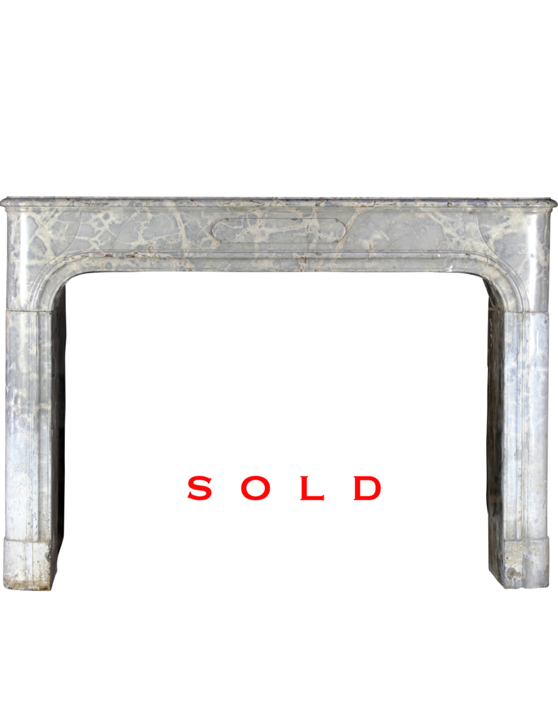 Maison Leon Van den Bogaert 17th Century Louis XIV Timeless French Vintage Marble Stone Antique Fireplace