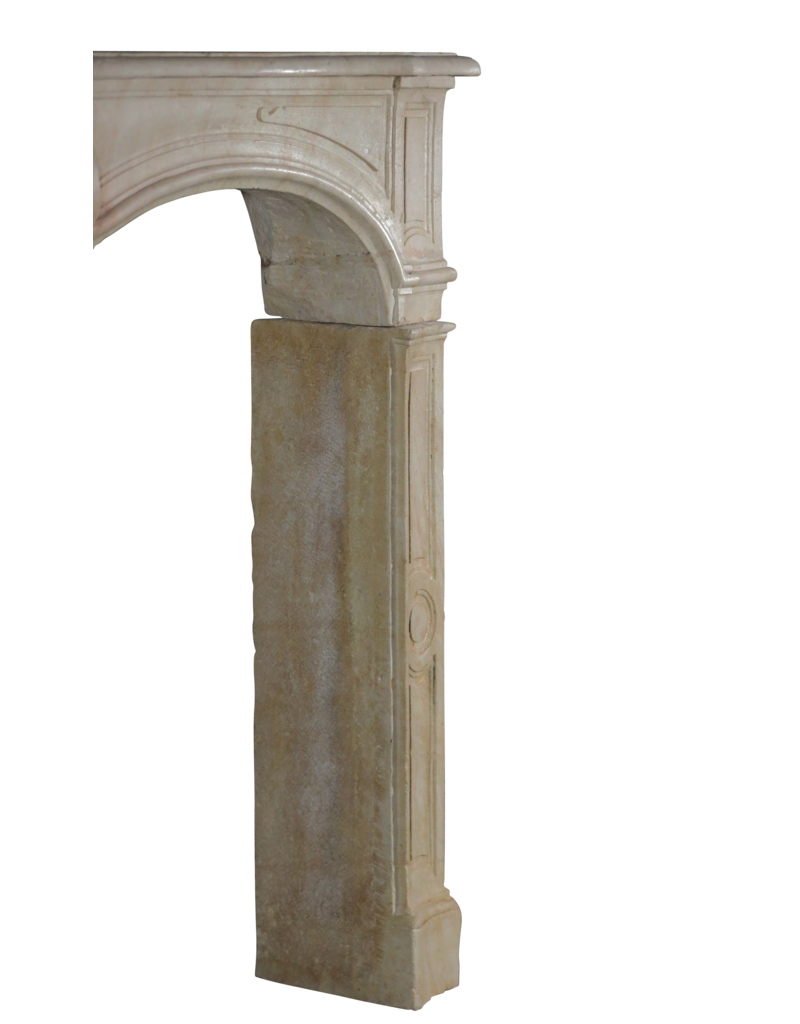 Cheminée Classique En Pierre Calcaire Ancienne Française