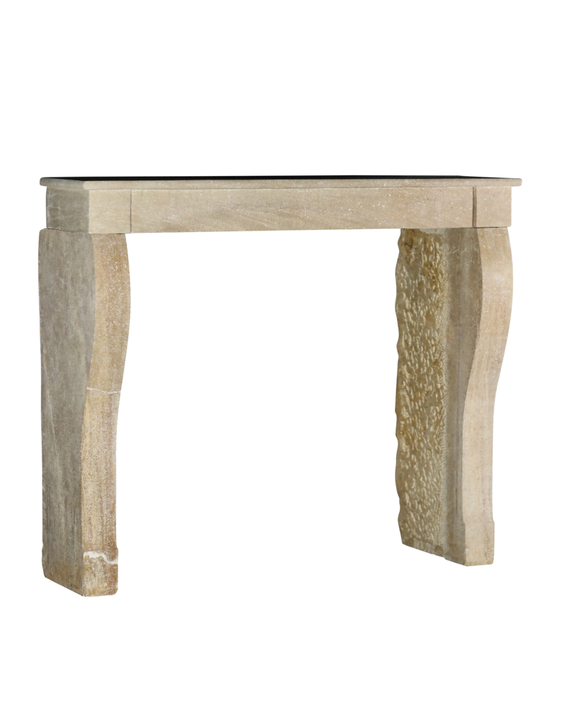 Maison Leon Van den Bogaert Französischer Kamin aus der Region bourgogne-franche-comté
