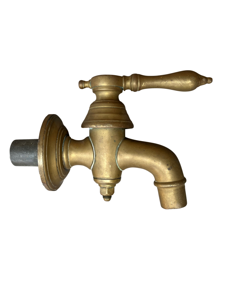 Maison Leon Van den Bogaert Vintage Massieve Waterkraan Van Geoxideerd Messing