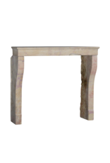 Maison Leon Van den Bogaert Eleganter antiker französischer Steinkamin