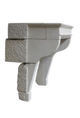 Maison Leon Van den Bogaert Gekalkter französischer Steinkamin aus dem 17.