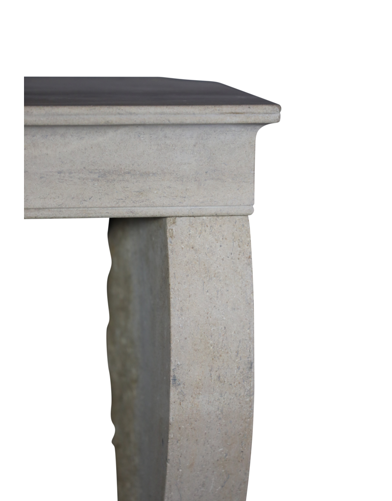 Maison Leon Van den Bogaert Petite Cheminée À Façade En Calcaire Beige Français
