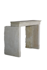 Maison Leon Van den Bogaert Zeitloser französischer Kamin in beige