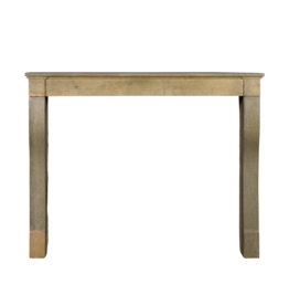 Maison Leon Van den Bogaert Kleiner französischer Bicolor-Kalkstein-Kamin