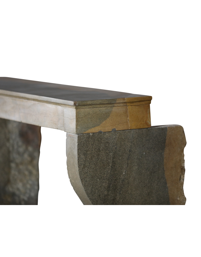 Maison Leon Van den Bogaert Small Timeless Bicolor Limestone Fireplace