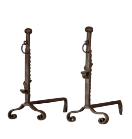 Objetos de chimenea rústica