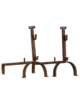 Par de accesorios rústicos simples para chimenea