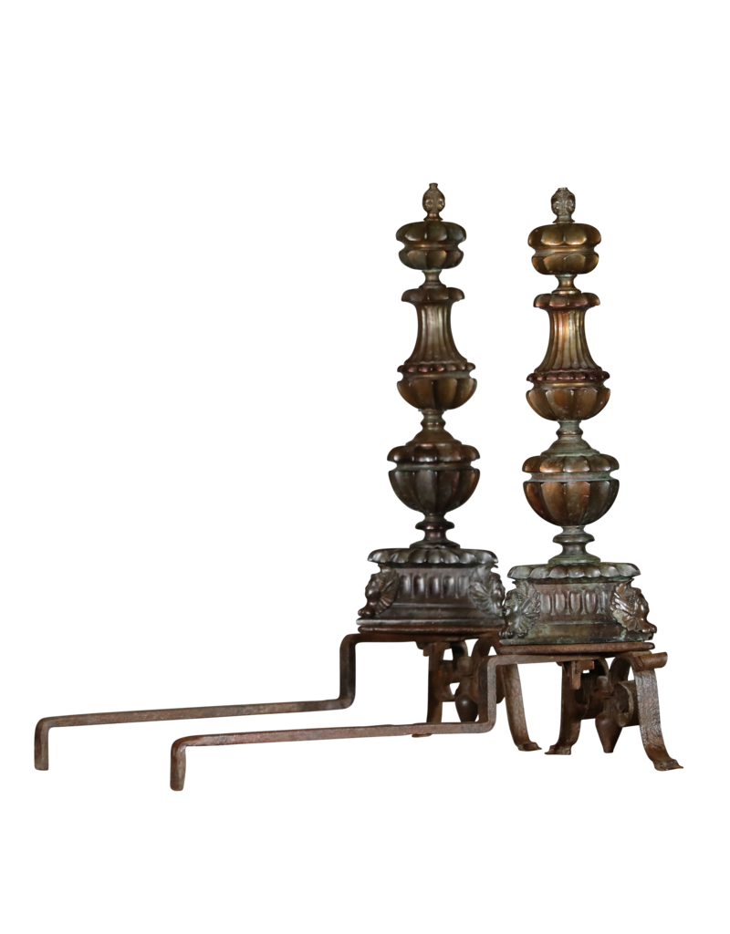 Maison Leon Van den Bogaert Authentische antike Renaissance-Kaminobjekte