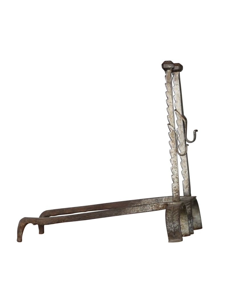 Maison Leon Van den Bogaert Rustikaler französischer Feuerbock