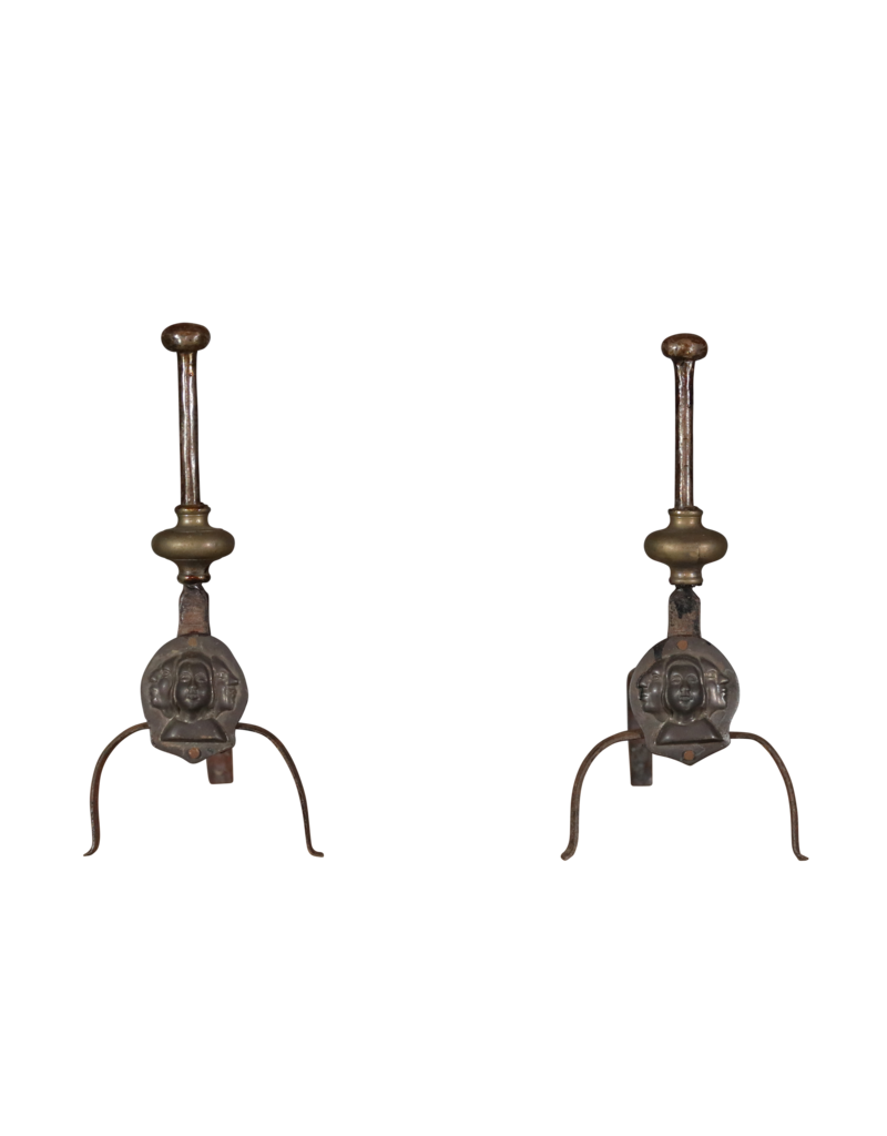 Maison Leon Van den Bogaert Eleganter französischer Feuerbock aus dem 17. Jahrhundert