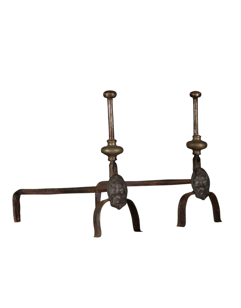 Maison Leon Van den Bogaert Eleganter französischer Feuerbock aus dem 17. Jahrhundert