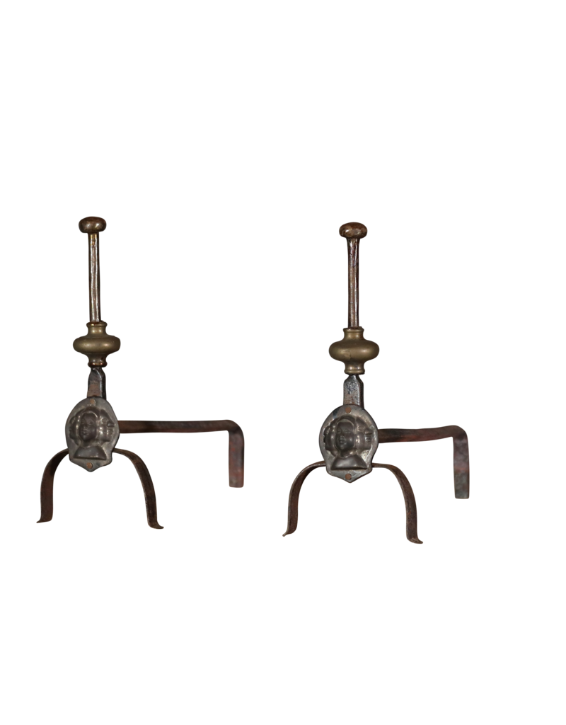 Maison Leon Van den Bogaert Eleganter französischer Feuerbock aus dem 17. Jahrhundert